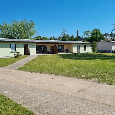 Reihenhaus Am Gross Labenzer See, Дом отдыха Klein Labenz